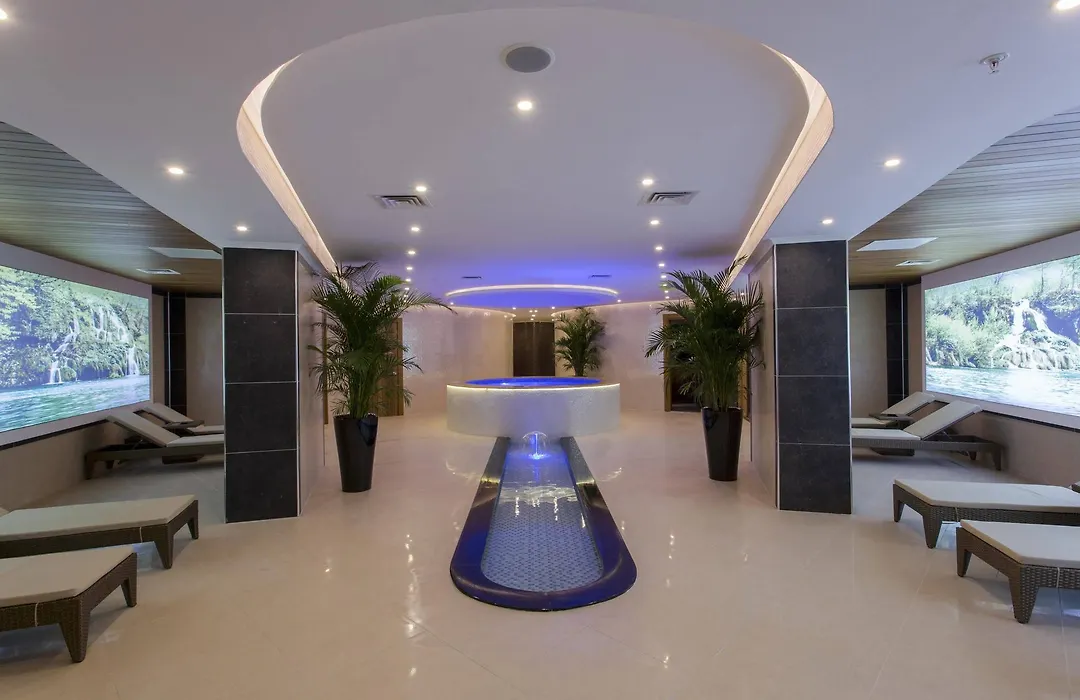 Michell Hotel (Adults Only)-1